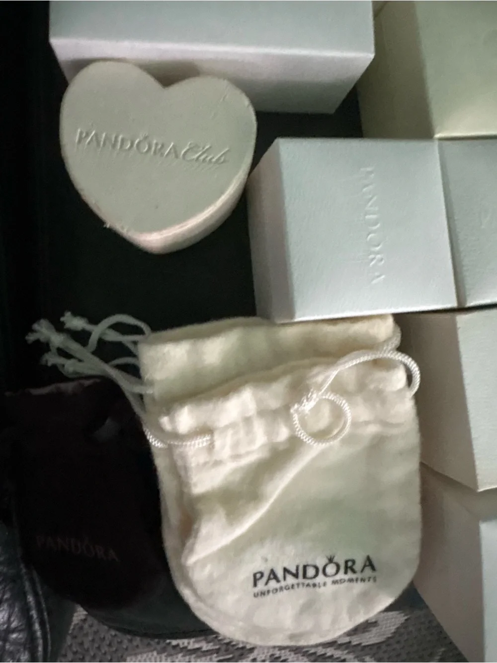 Pandora White Branded Gift Bags, Boxes & Pouches
